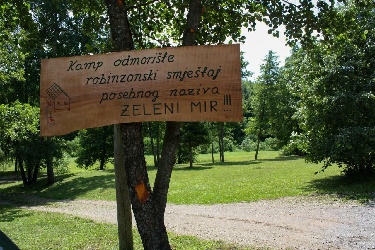 Отель Robinson Camp "Zeleni Mir" Йосипдол Экстерьер фото